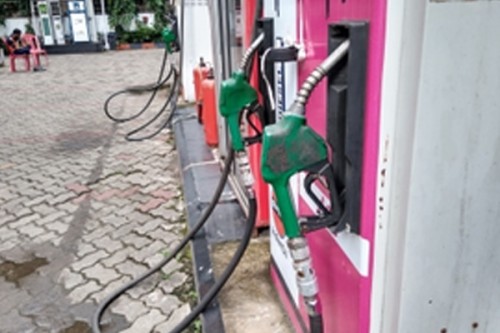 All fuel outlets operating normally, rapid rollout of PNG connections underway: Centre