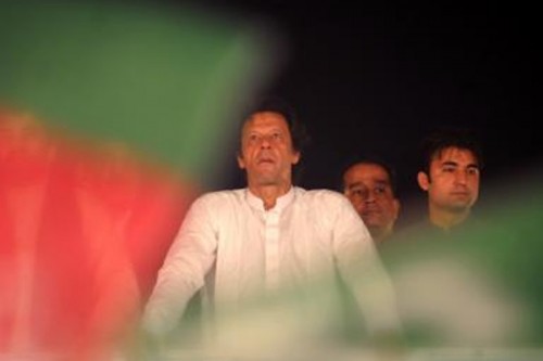 Imran Khan, PTI remain most popular in Pakistan