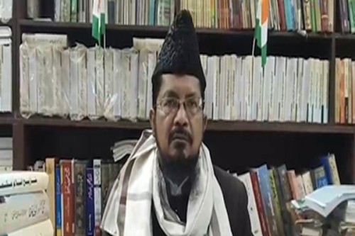 Muslim clerics condemn killing of Khamenei, call for peace