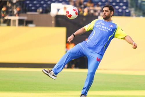 CSK must play MS Dhoni, it will give them an extra edge against SRH: Aditya Tare