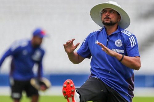 India should find a way to include Kuldeep for fifth Test: Parthiv Patel