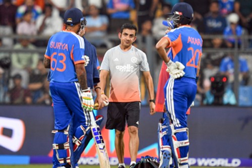 T20 WC: Gambhir hosts dinner for Indian team at his residence ahead of the Namibia match