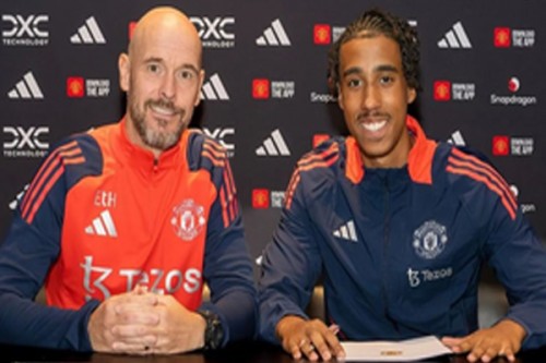 Manchester United sign French defender Leny Yoro from Lille