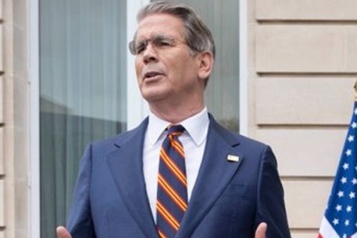 US allows Iranian oil flow amid war: Bessent