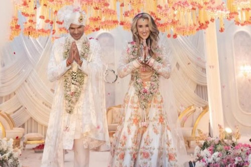 Shikhar Dhawan marries Sophie Shine, releases photos of his wedding