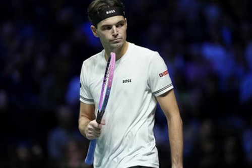 Fritz fires past Vukic, Norrie stuns Alcaraz in Paris