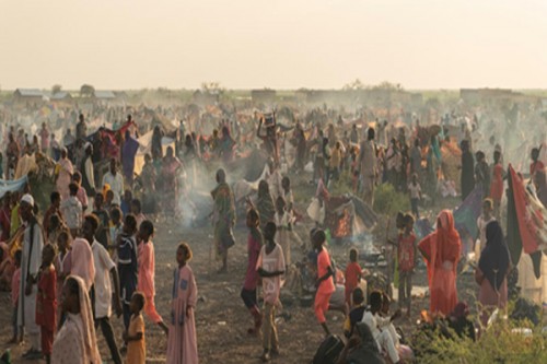 Sudan, South Sudan violence forces hundreds of thousands to flee: UN