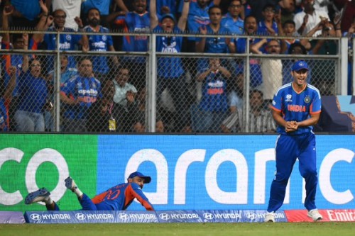 Earlier we had Jadeja and Axar is filling that void well: Gavaskar