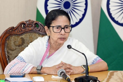 Bengal Oppn parties hold Mamata Banerjee as much responsible as BJP for SIR 'flaws'