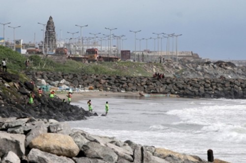 Fishermen advised to stay ashore amid adverse weather conditions in TN