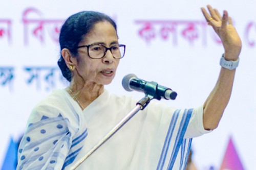 Mamata Banerjee calls for 'holy harmony' on Dol Yatra and Holi