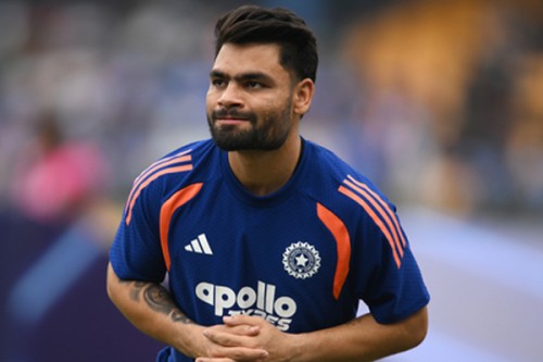 My heartfelt prayers are with you: Kohli offers condolences after Rinku Singh's father demise
