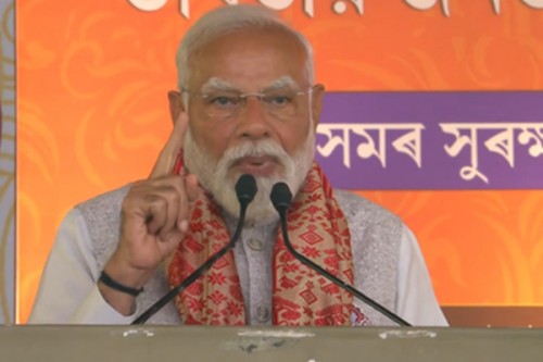 PM Modi flags off 50 electric buses for Bhavnagar under PM e-Bus Sewa scheme