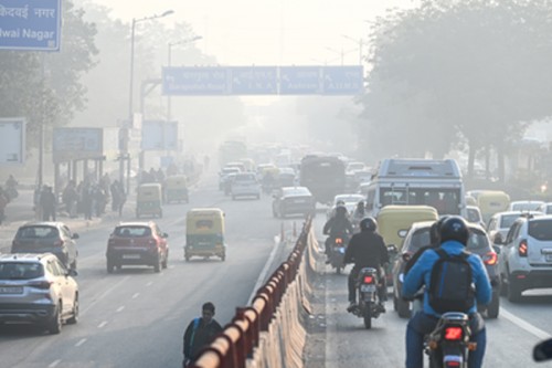 Delhi's air quality stays 'very poor' for 15th day