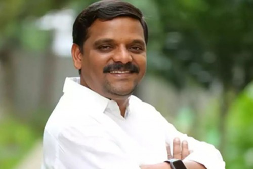 Telangana MLC's gunman opens fire after Jagruthi men attacks his office