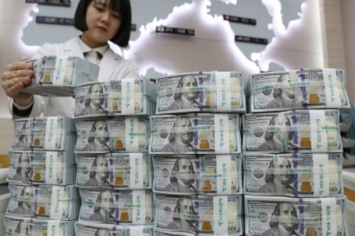 Foreign investors offload $6.2 billion on main Seoul bourse this year