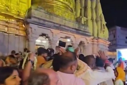 First day of Sawan: Devotees throng temples in Kashi, Haridwar