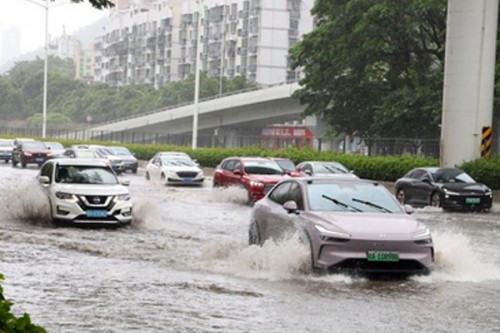 Typhoon leaves 14 dead, 18 injured in Taiwan