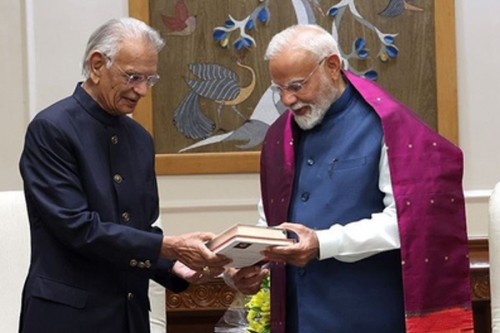 'Was passionate about contributing to welfare of society': PM Modi saddened by passing of Shivraj Patil