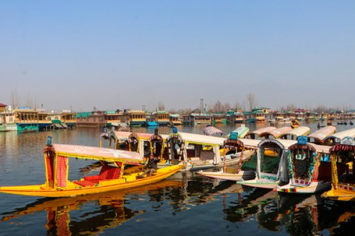 Weather improves in J&K; snowfall in upper reaches likely