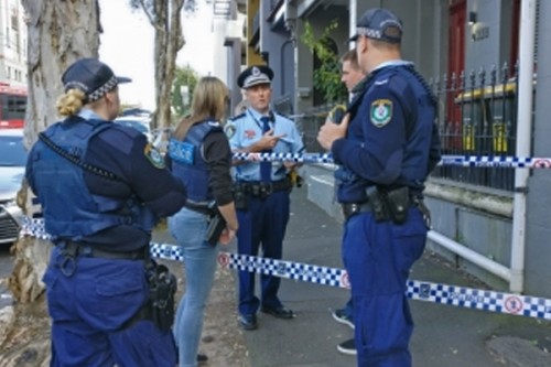 Man arrested after 22 kg of cocaine seized at Sydney Airport