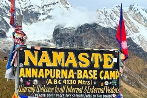 Nepal halts treks to Annapurna Base Camp as snowfall poses risk