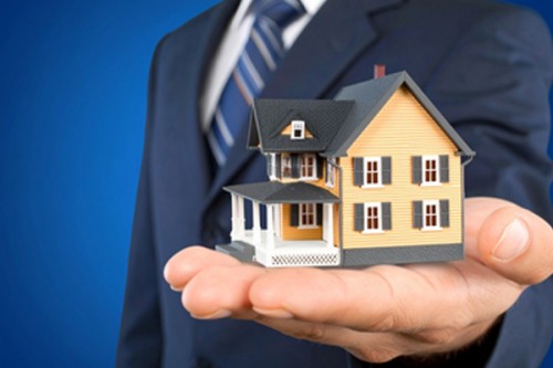 LIC Housing Finance cuts lending rates to 7.50 pc on new home loans