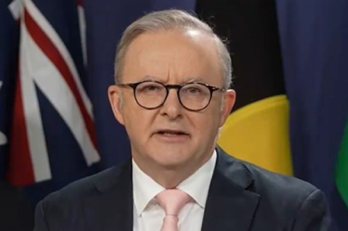 Australian PM apologises to Jewish community over Bondi Beach terror attack