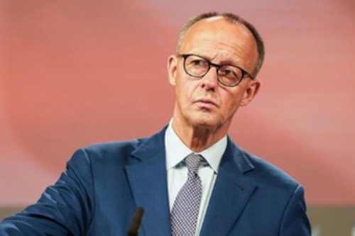 Germany preparing long-range weapons for Ukraine, says Merz