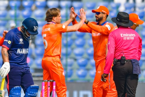 Bangladesh editors' body flags threats to press freedom ahead of elections