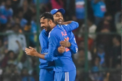 Gavaskar, Shastri back Suryakumar-led India to shine in T20 Asia Cup