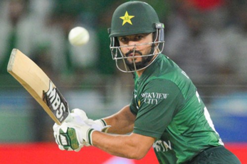 Nawaz stars with ball and bat as Pakistan survive Zimbabwe scare in final-over finish