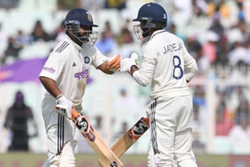 1st Test: Harmer picks four as India bundled out for 189, lead South Africa by 30 runs