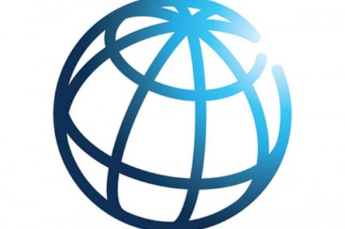 Pakistan faces debt strain, weak outlook