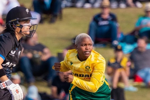 Khaka, Mlaba guide South Africa to series-levelling win against New Zealand in 2nd T20I