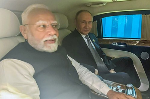 'PM Modi takes Putin's car' becomes top trend on Chinese social media