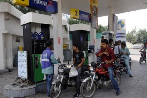Pakistan struggles under major fuel crisis