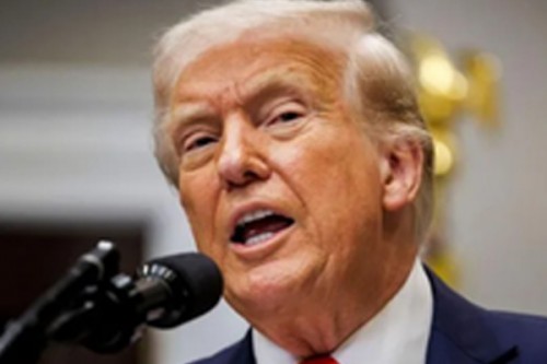 Trump says Cuba faces collapse after Venezuela crackdown