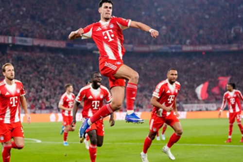 Late goals send Bayern to Champions League semifinals