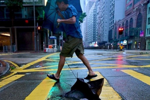Hong Kong issues 1st black rainstorm warning of year