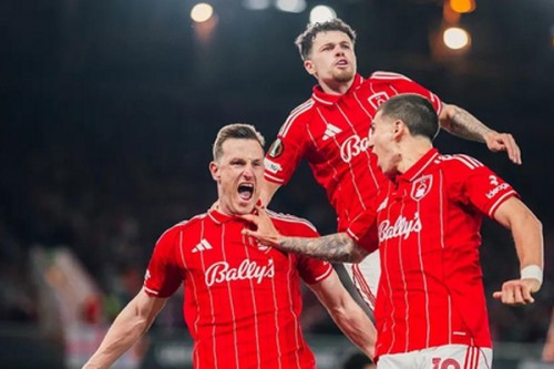 Wood gives Forest first-leg advantage in Europa League SF