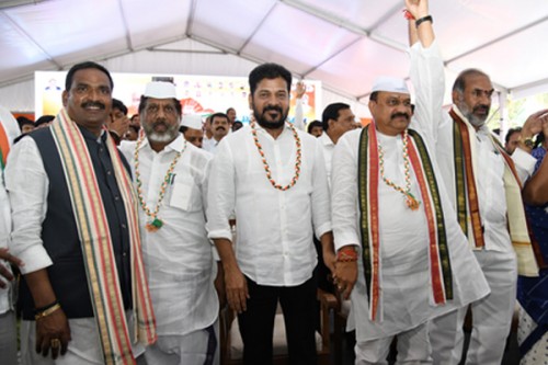 Congress planning to rake up BC quota issue in Telangana local body polls