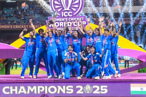 'Biggest victory since 2011...': Panesar sings praise for India women's maiden WC trophy