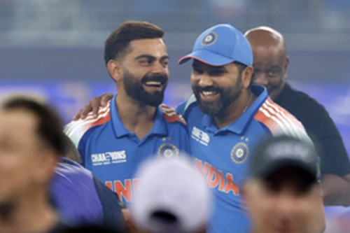 'Only time will tell, don't write off champion players': Shastri, Ponting on 2027 WC prospects of Rohit, Kohli