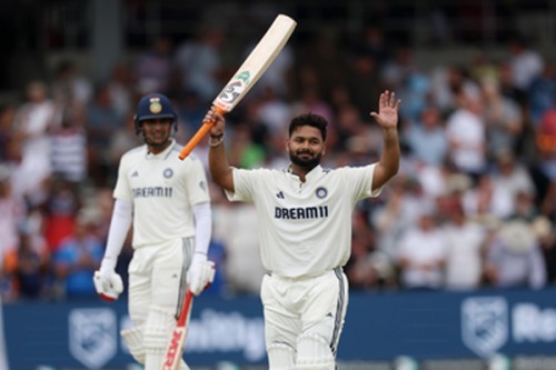 Pant has been extremely consistent at No. 5, he plays on his own terms: Shastri