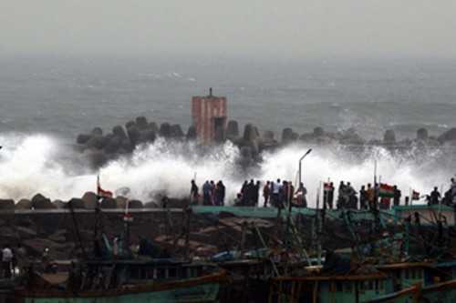 Cyclone Montha stirs storms across MP, Chhattisgarh