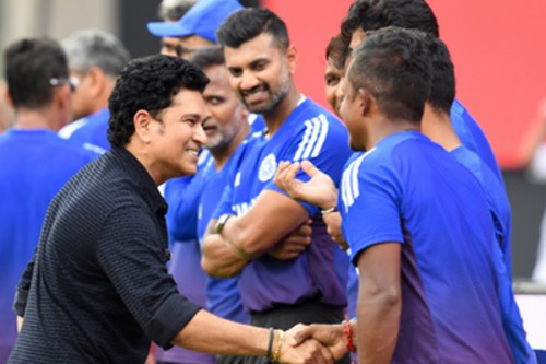 Tendulkar called a day before ODI WC final, shared his experiences, reveals skipper Harmanpreet Kaur