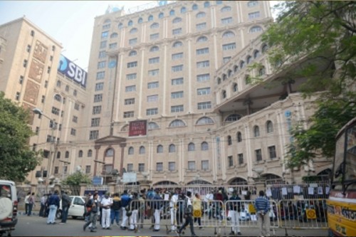 SBI clocks 12.5 pc rise in Q1 net profit at Rs 19,160 crore