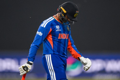 T20 WC: 'He's just got to give himself a little more time', Shastri's key advice to Abhishek after two ducks