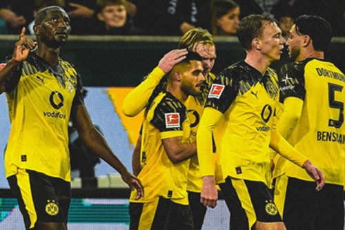 Dortmund extends winning run as Guirassy strike downs Augsburg